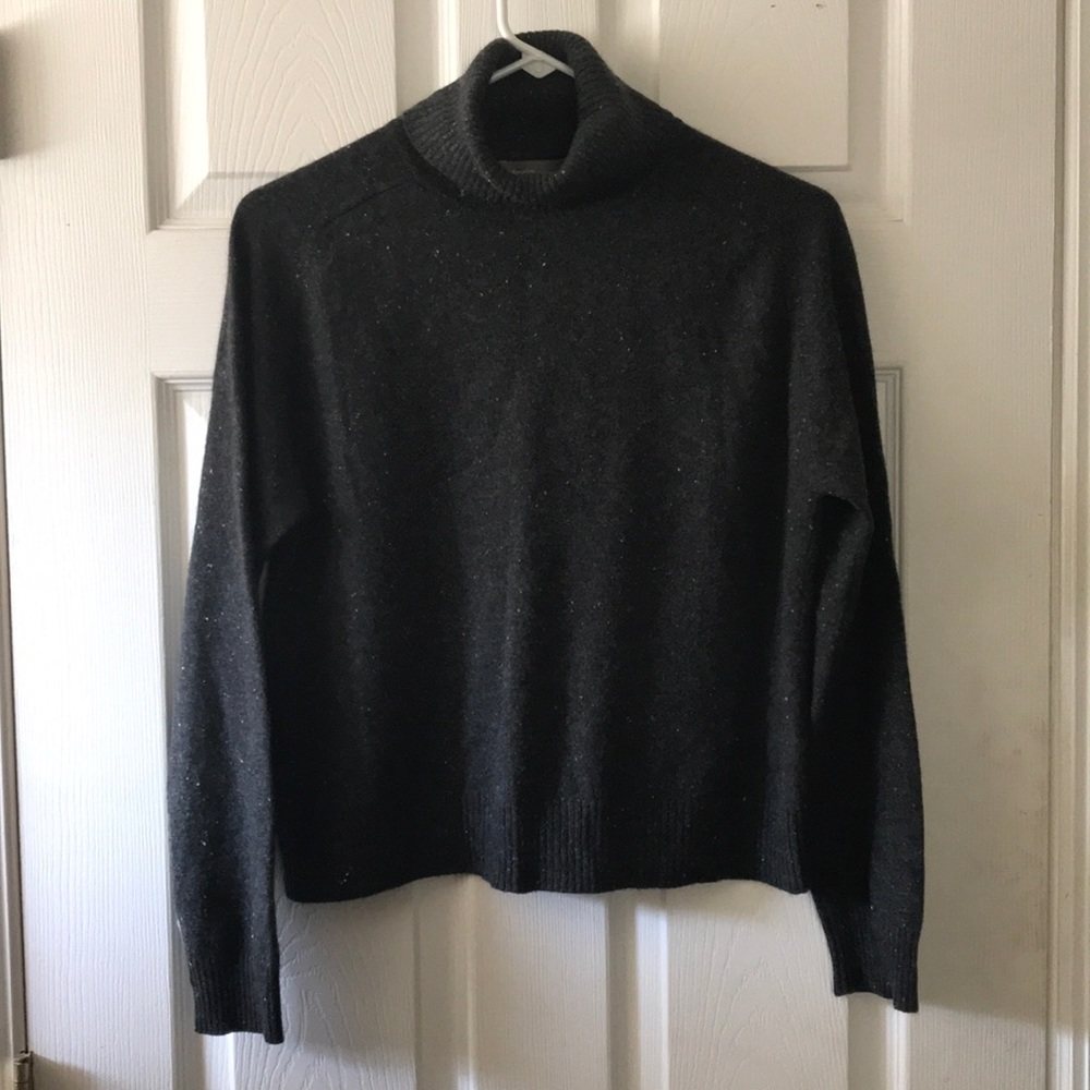 Valerie separates turtle neck sweater